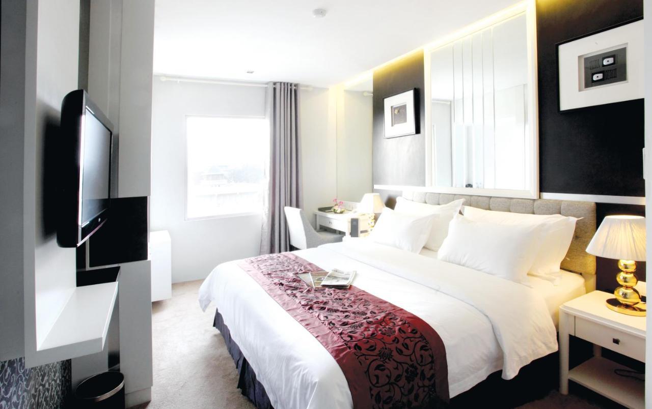Gino Feruci Braga By Kagum 4*